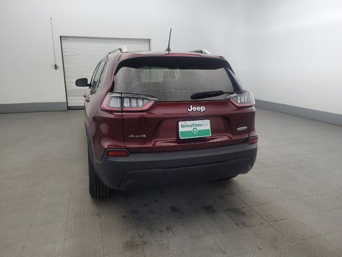 Used 2019 Jeep Cherokee Latitude Plus w/ Comfort/Convenience Group image 6