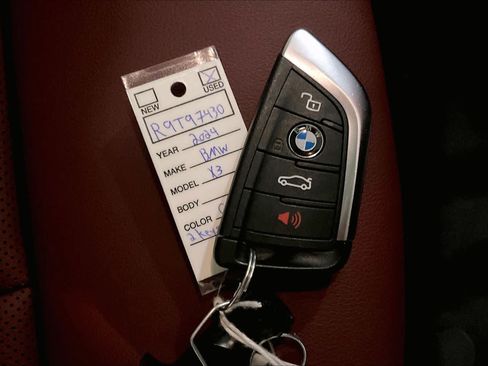 Used 2024 BMW X3 xDrive30i w/ Premium Package AWD/4WD image 14