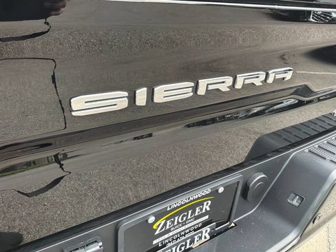 Used 2024 GMC Sierra 1500 AT4 w/ Technology Package AWD/4WD image 25