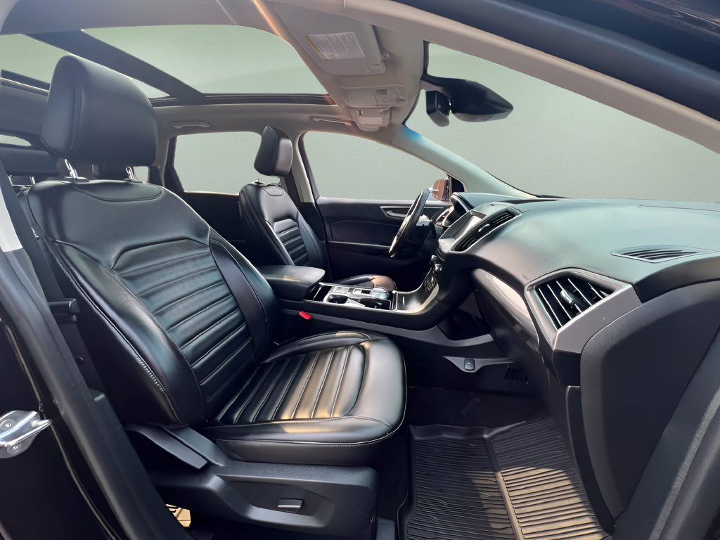 Used 2020 Ford Edge SEL w/ Convenience Package AWD/4WD image 22