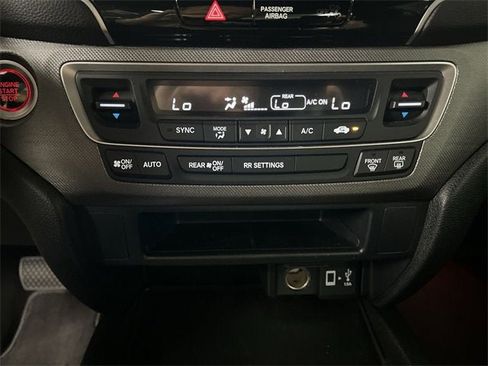 Used 2023 Honda Ridgeline Sport image 17