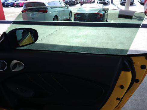 Used 2018 Nissan 370Z Coupe w/ Z34 Heritage Edition - Yellow image 39