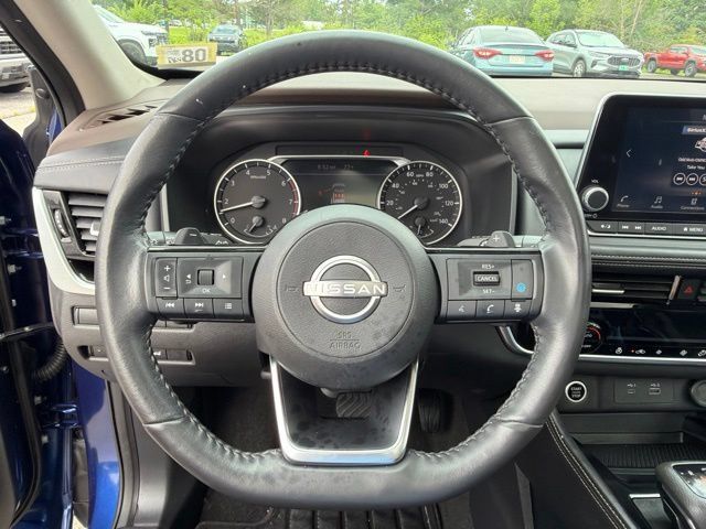 Used 2023 Nissan Rogue SL AWD/4WD image 27