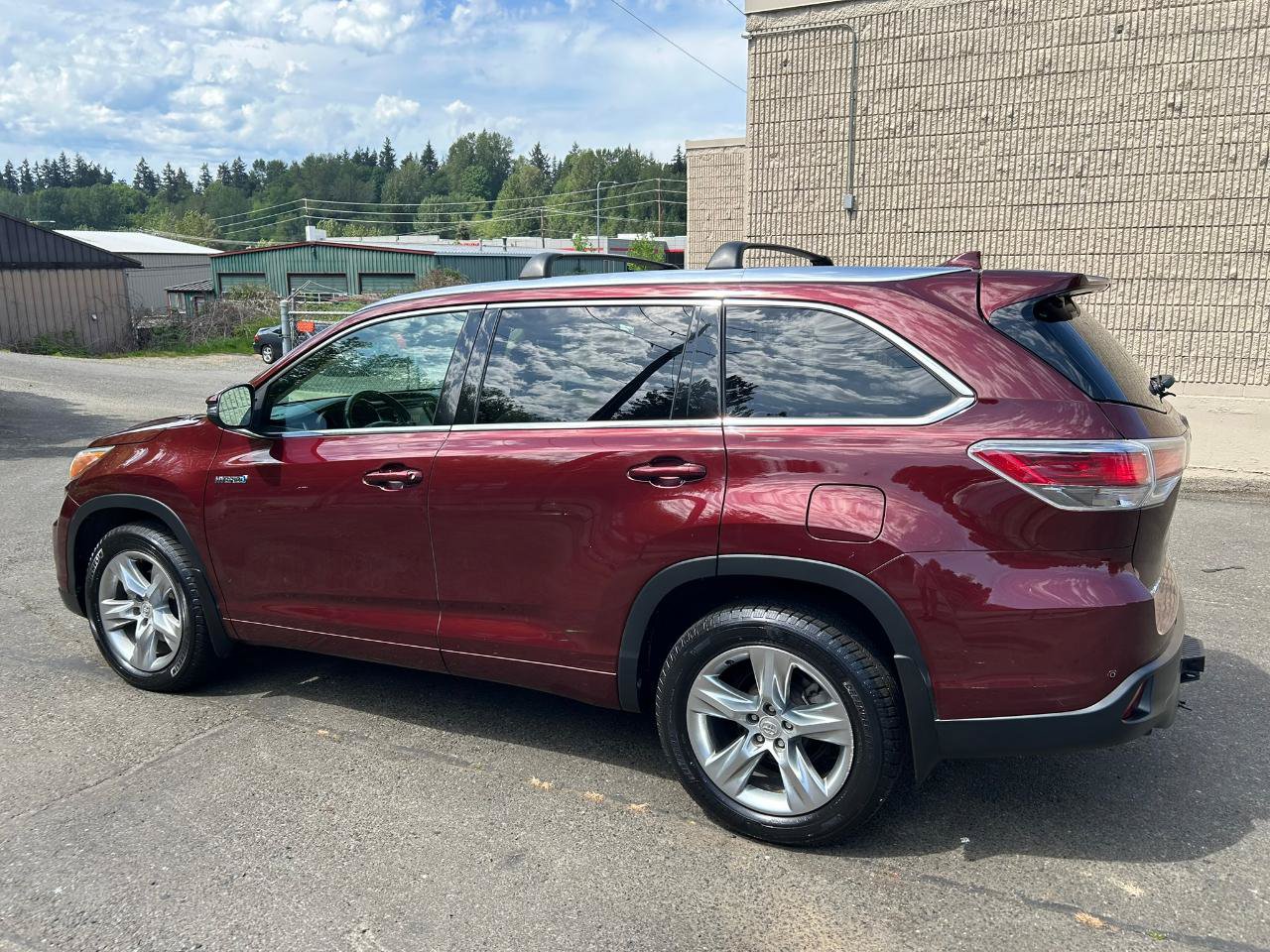 Used 2015 Toyota Highlander Limited AWD/4WD image 7