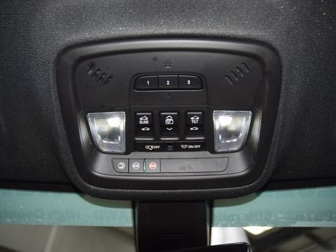 Used 2023 Chevrolet Traverse High Country w/ LPO, Cargo Package AWD/4WD image 47