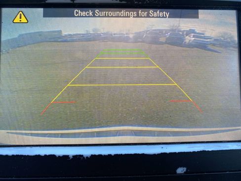 Used 2016 Chevrolet Traverse LT w/ Style and Technology Package image 11