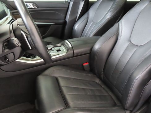 Used 2021 BMW X5 sDrive40i w/ Convenience Package RWD image 11