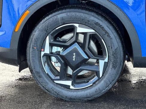 New 2026 Kia Sportage EX image 32