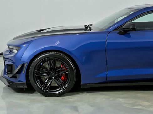 Used 2021 Chevrolet Camaro ZL1 image 7