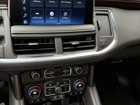 Used 2024 Chevrolet Suburban High Country image 26