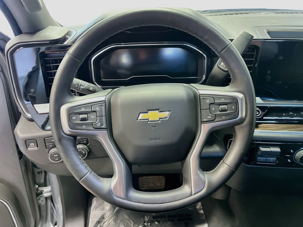 Used 2025 Chevrolet Silverado 1500 LT w/ LPO, Liner Protection Package AWD/4WD image 11