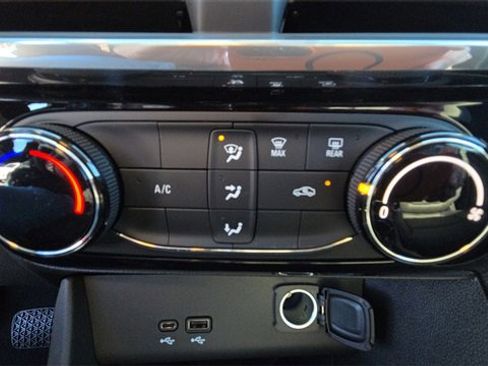 New 2026 Buick Encore GX Sport Touring image 21