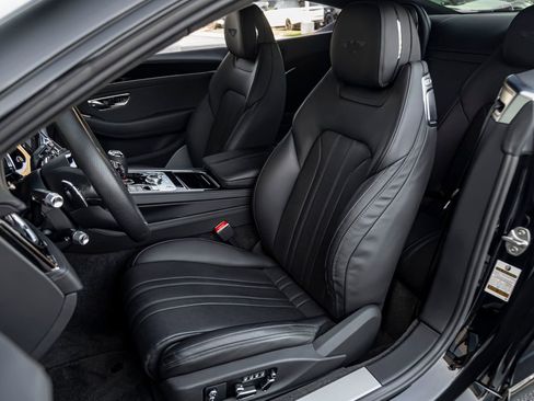 Certified 2023 Bentley Continental GT Mulliner image 16