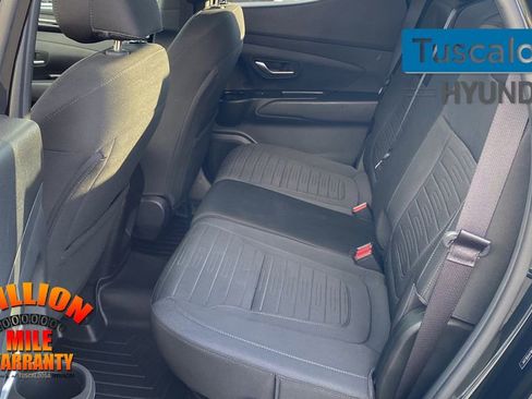 Used 2022 Hyundai Santa Cruz SEL Premium image 26