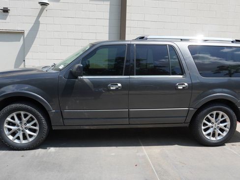 Used 2017 Ford Expedition Max Limited AWD/4WD image 4