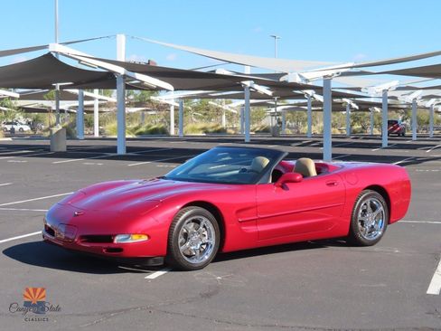 Used 2004 Chevrolet Corvette Convertible w/ Preferred Equipment Group image 4