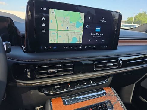 Used 2025 Lincoln Aviator Black Label AWD/4WD image 20