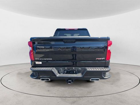 Used 2022 Chevrolet Silverado 1500 RST w/ Z71 Off-Road Package AWD/4WD image 4