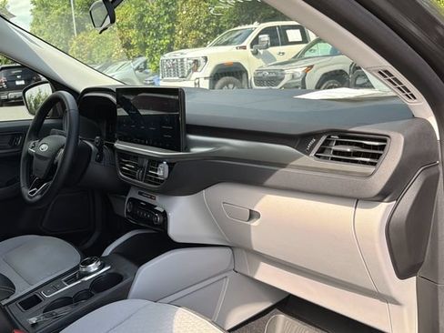 Used 2025 Ford Escape Active w/ Tech Pack #1 FWD image 16