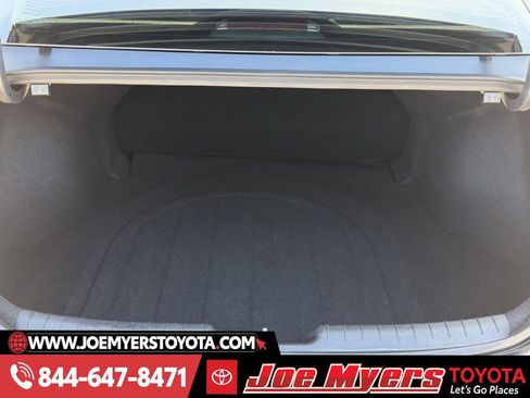 Used 2023 Hyundai Elantra SEL w/ Convenience Package image 28