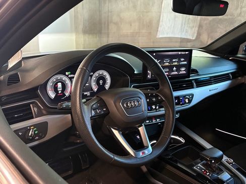 Used 2022 Audi A4 2.0T Premium Plus AWD/4WD image 4