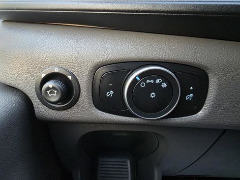 Used 2020 Ford Transit 250 Low Roof image 17