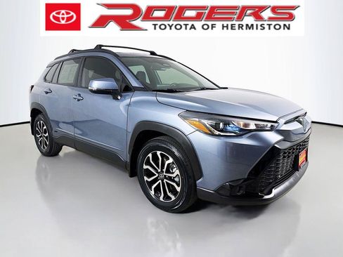 Used 2023 Toyota Corolla Cross AWD Hybrid w/ Moonroof Package image 1