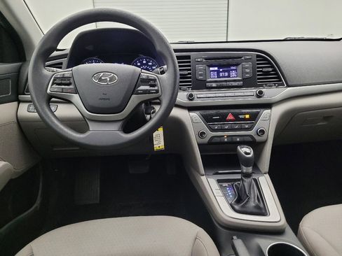 Used 2018 Hyundai Elantra SE w/ Cargo Package image 22