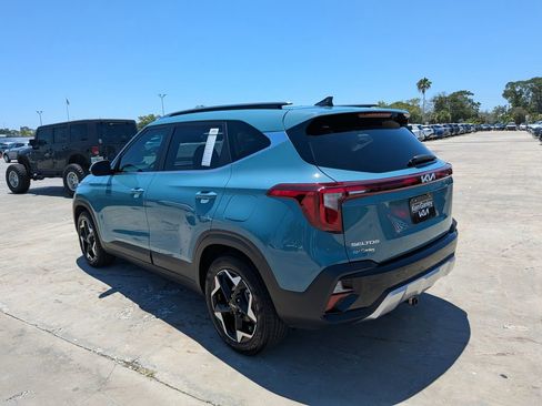 Certified 2025 Kia Seltos EX FWD image 6