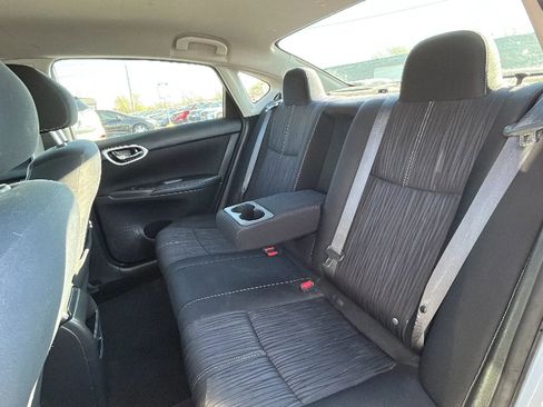 Used 2017 Nissan Sentra SV FWD image 30