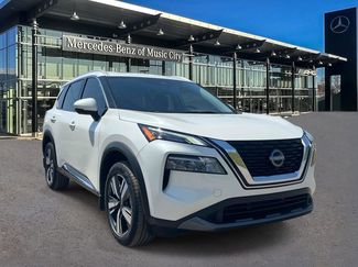 Used 2023 Nissan Rogue SL video 1