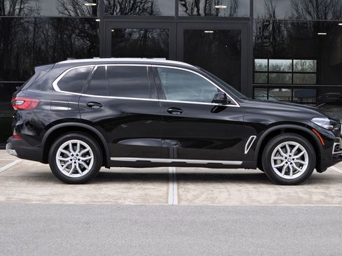 Used 2023 BMW X5 xDrive40i w/ Parking Assistance Package image 15