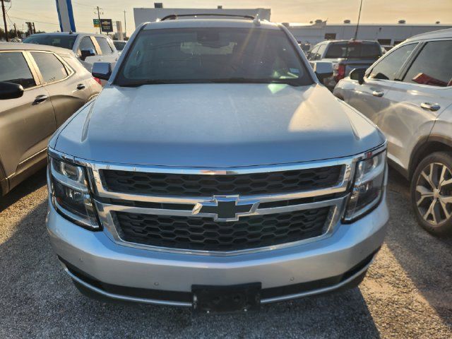 Used 2018 Chevrolet Tahoe LT w/ Luxury Package RWD image 2