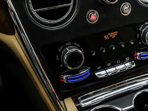 Used 2019 Rolls-Royce Cullinan AWD/4WD image 72