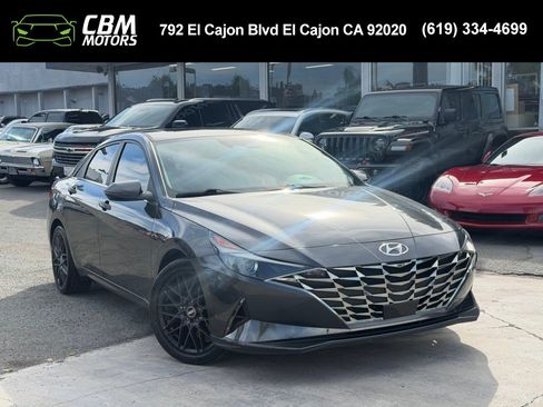 Used 2021 Hyundai Elantra SEL w/ Convenience + Premium Package FWD image 1