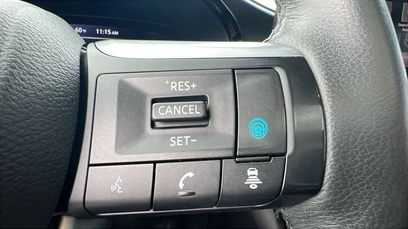 Used 2023 INFINITI QX60 Luxe AWD/4WD image 29