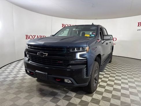 Used 2022 Chevrolet Silverado 1500 LT Trail Boss AWD/4WD image 4