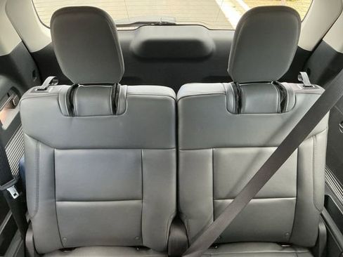 Used 2026 Ford Explorer Active w/ Active Comfort Package RWD image 21