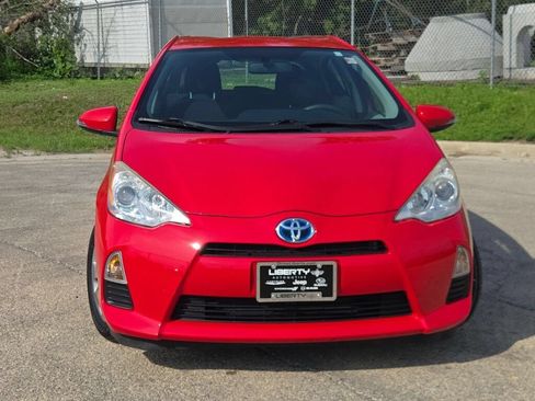 Used 2013 Toyota Prius C Three FWD image 3