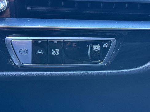 Certified 2024 Cadillac Lyriq Sport RWD image 38