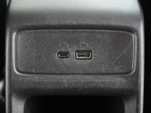 Used 2025 Chevrolet Trax LT w/ Driver Confidence Package image 33