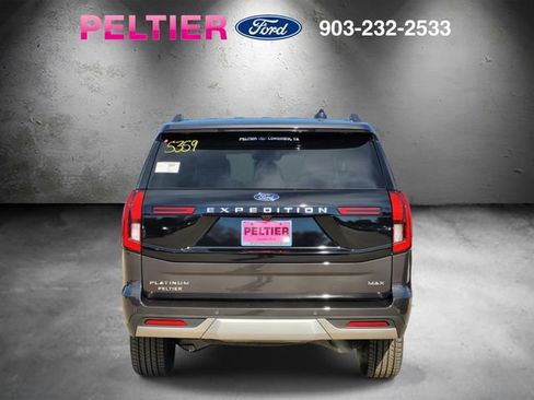 New 2025 Ford Expedition Max Platinum w/ Driver's Package image 4