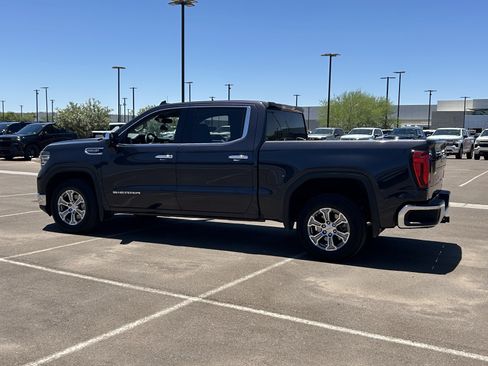 Certified 2025 GMC Sierra 1500 SLT RWD image 3