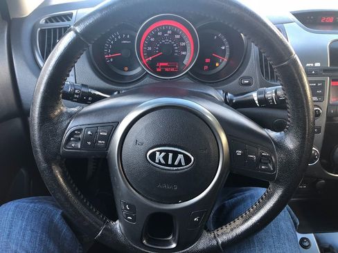 Used 2010 Kia Forte SX image 13