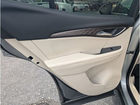 Used 2023 Buick Envision Avenir FWD image 16