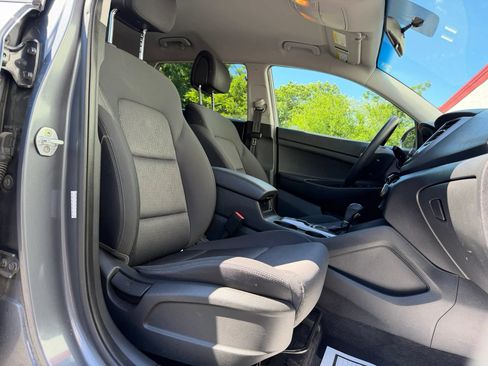 Used 2017 Hyundai Tucson SE w/ Cargo Package FWD image 25