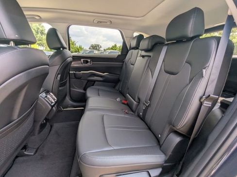 New 2026 Kia Sorento S w/ S Panoramic Sunroof Package FWD image 15