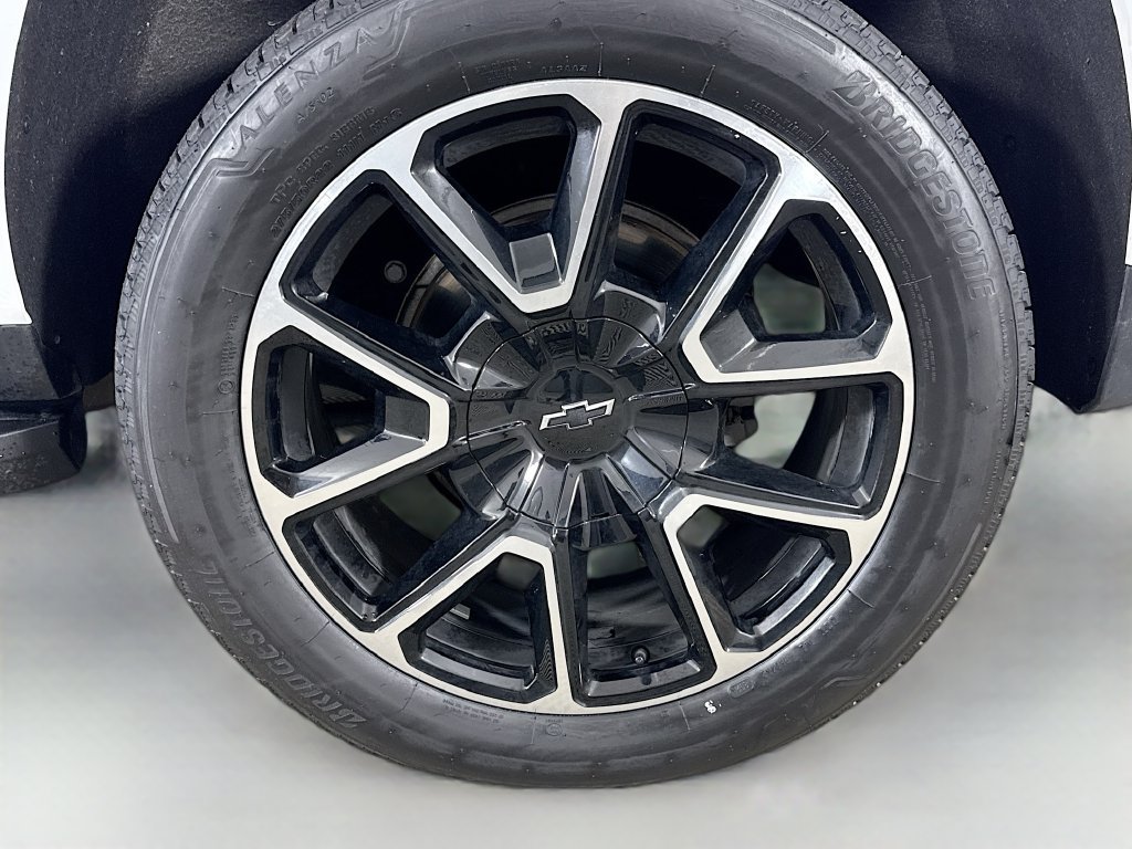 Used 2022 Chevrolet Tahoe RST w/ Luxury Package AWD/4WD image 34