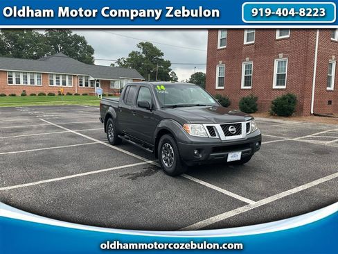 Used 2014 Nissan Frontier Desert Runner RWD image 1