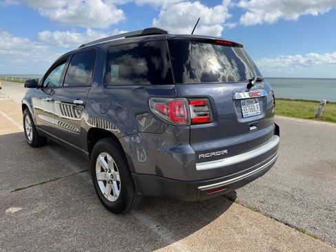 Used 2013 GMC Acadia SLE image 7